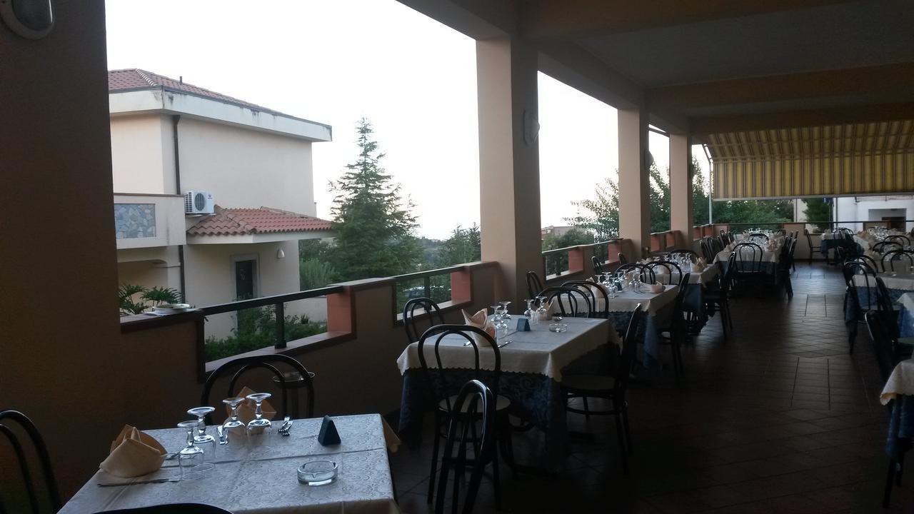 סן ניקולה ארצ'לה Hotel San Giorgio מראה חיצוני תמונה